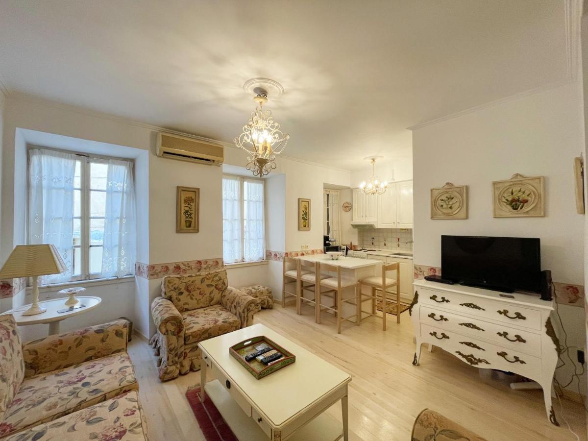Apartment Flora In Nafplia